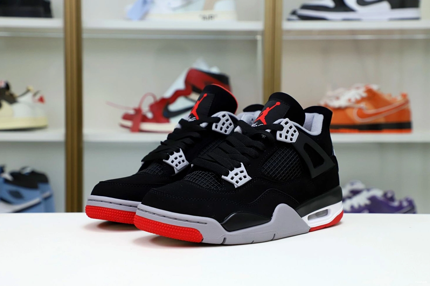 AIR 'BRED' OG RETRO 2019 JORDAN 4 0307